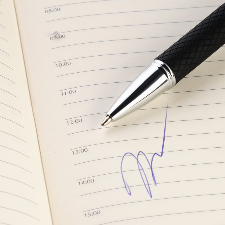 Шариковая ручка Альт (Alt), черная — изображение 4