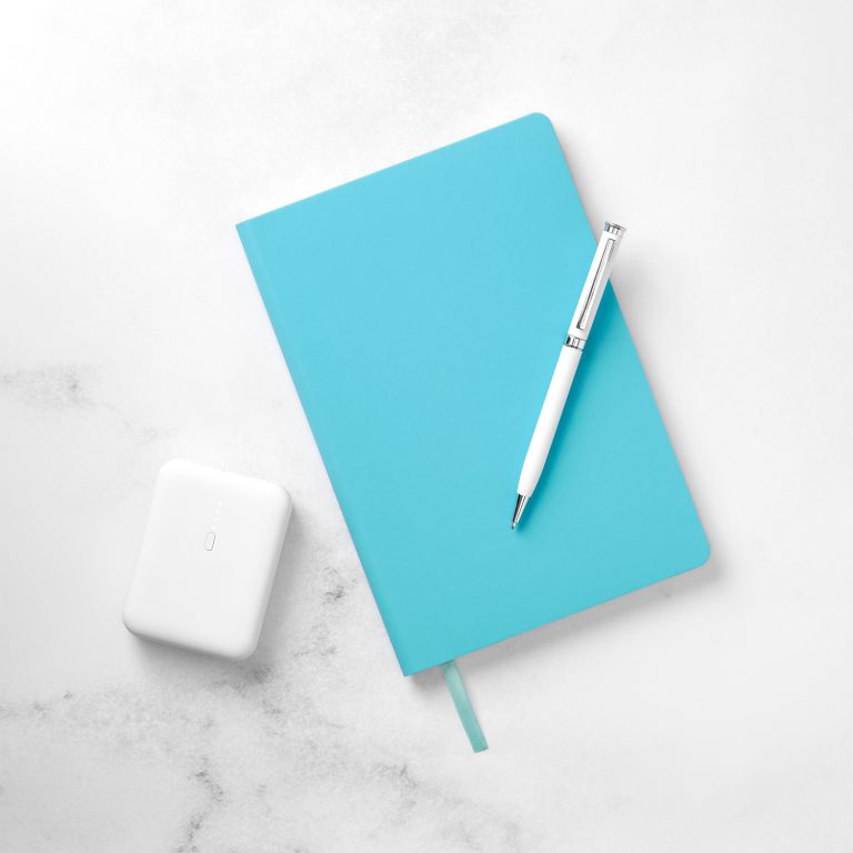 Внешний аккумулятор с функцией быстрой зарядки Формула (Formula) 10000 mAh, белый — изображение 8