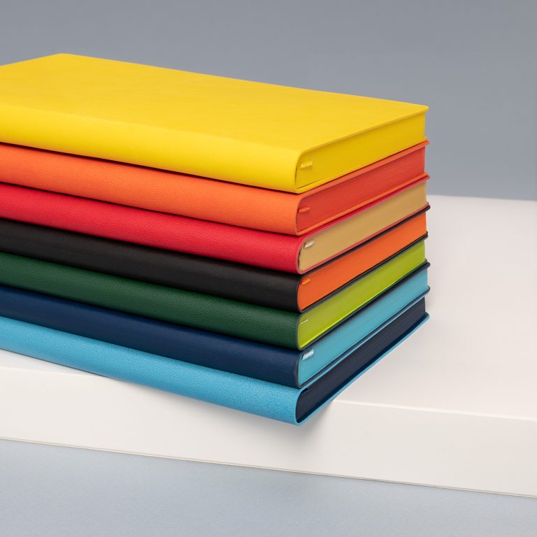 Ежедневник Латте (Latte NEW) недатированный, красный/бежевый (без упаковки, без стикера) — изображение 8