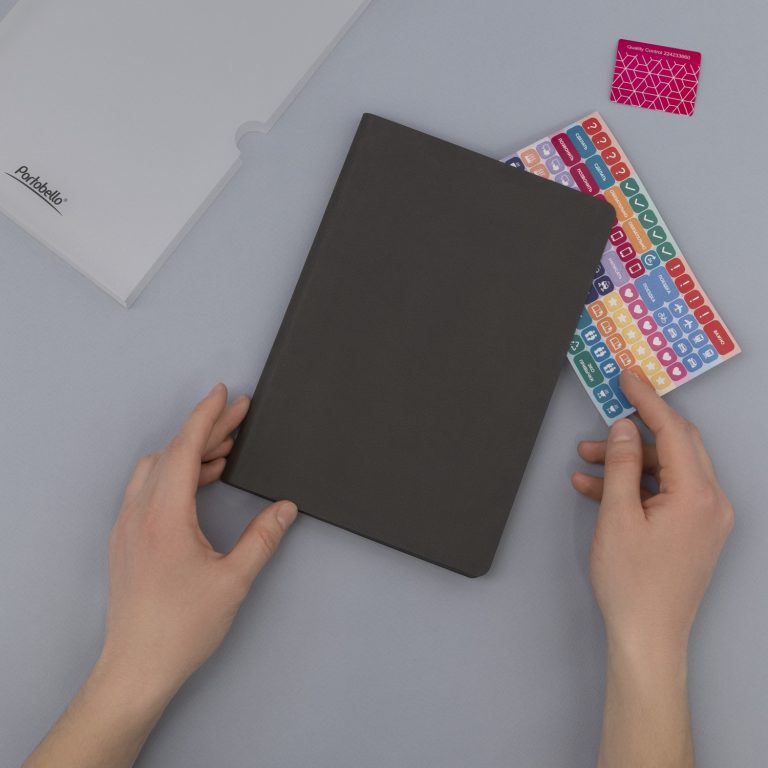 Ежедневник Латте софт-тач (Latte soft touch) недатированный, красный — изображение 8