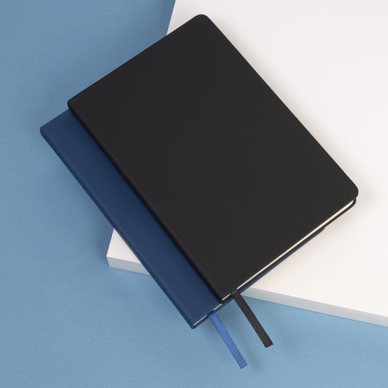 Ежедневник Альфа Битубук (Alpha BtoBook) недатированный, черный (без резинки, без упаковки, без стикера) — изображение 9