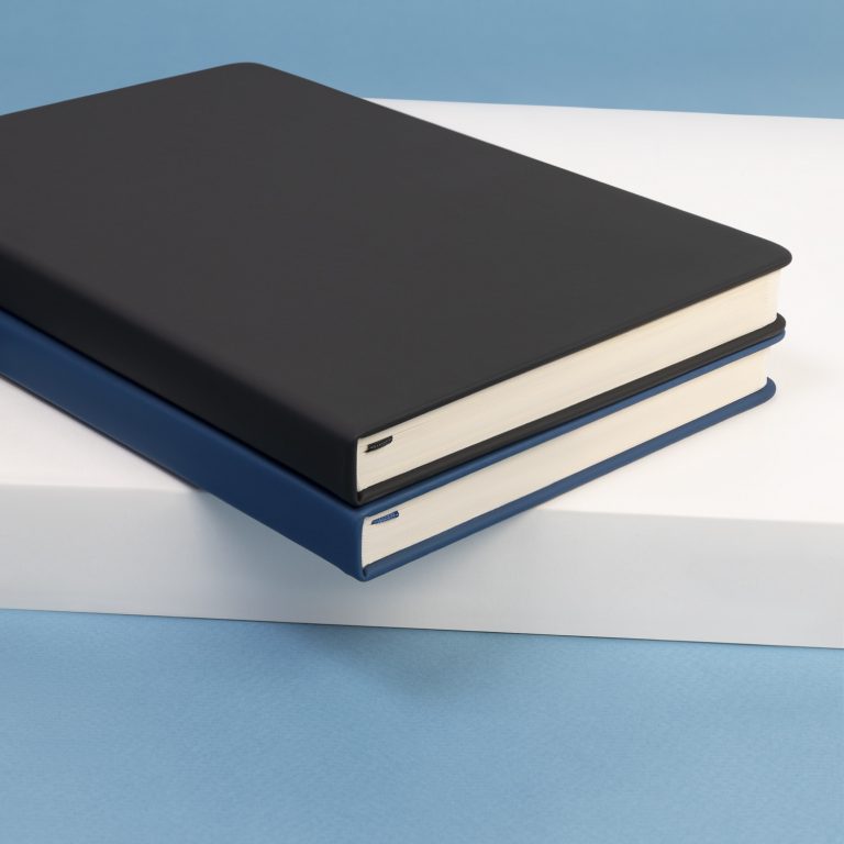 Ежедневник Альфа Битубук (Alpha BtoBook) недатированный, черный (без резинки, без упаковки, без стикера) — изображение 10