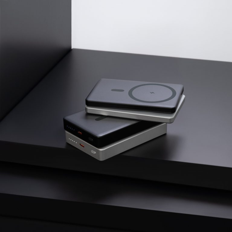 Внешний аккумулятор Атлантис Плюс PD (Atlantis PD Plus) 10000mAh с функцией беспроводной зарядки 15W, черный — изображение 10