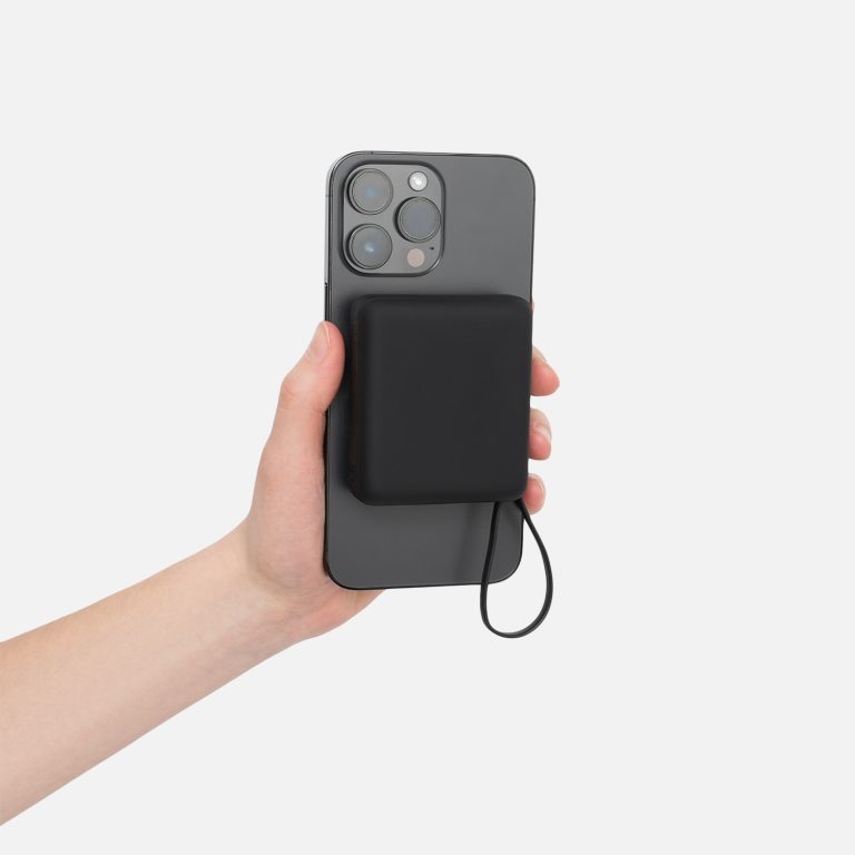 Внешний аккумулятор с подсветкой Риттер PD (Ritter PD) 10000mAh с функцией беспроводной зарядки 15W, черный — изображение 10