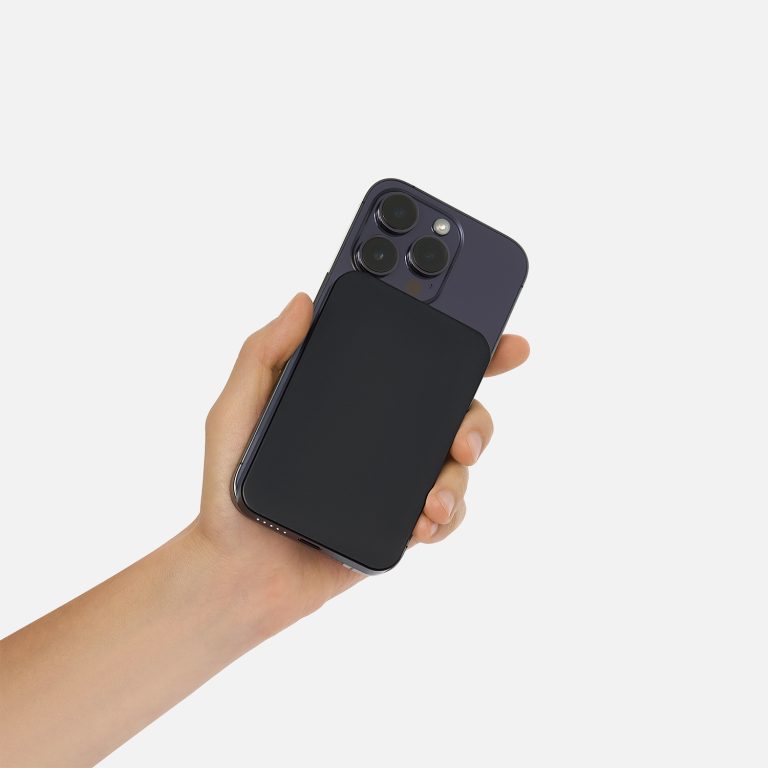 Внешний аккумулятор Artex PD 5000mAh с функцией беспроводной зарядки 15W, черный — изображение 9